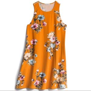 adorable mustard knit dress!🌼